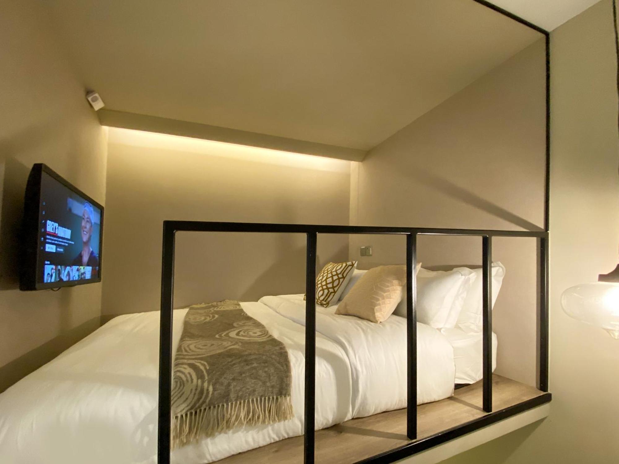 St Signature Jalan Besar, Short Overnight, 13 Hours, 6pm-7am 3*